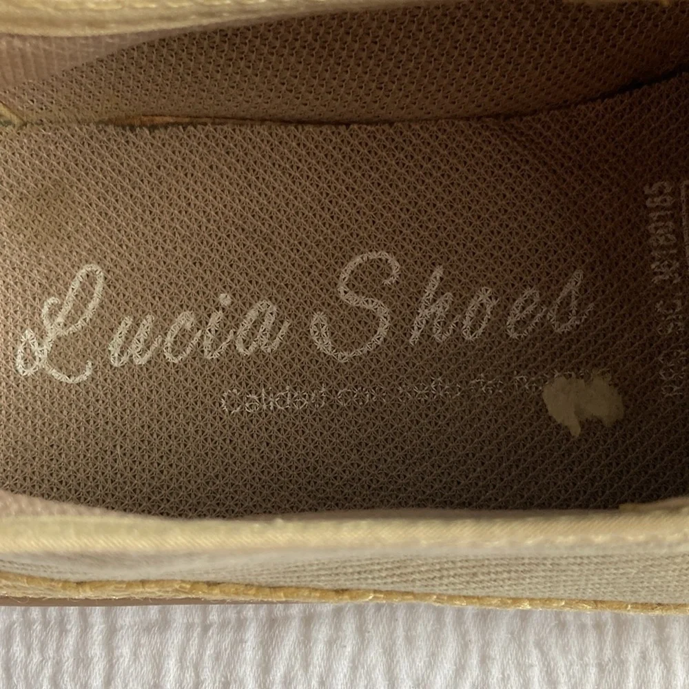 Kids Slip-On Shoes - Tan with Red Heart Design
